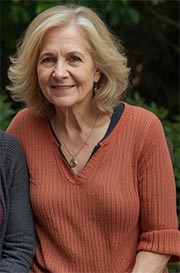 Hübsche Seniorin sehr jung geblieben